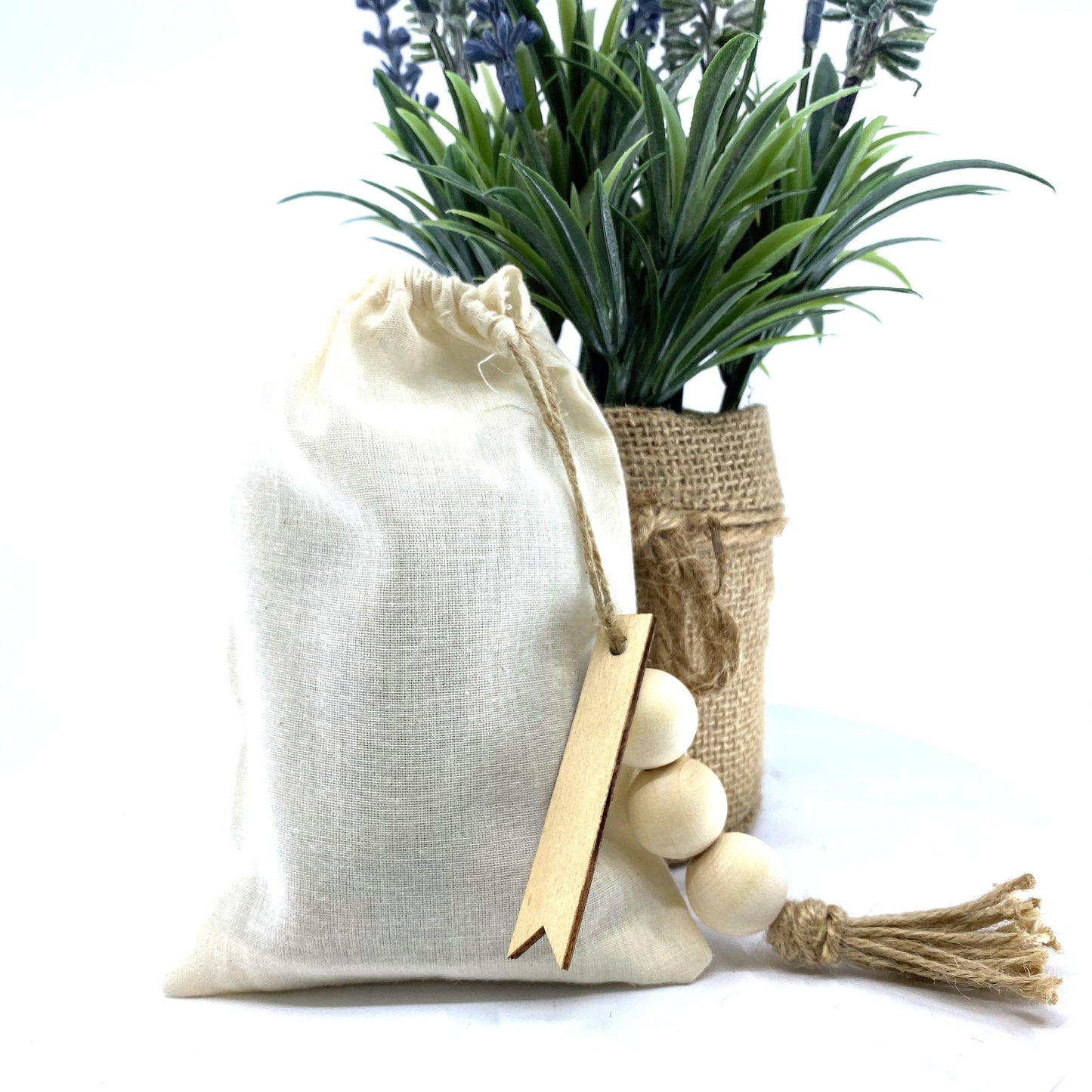 100% Naturally Dried Chamomile Flowers, Jute & Wooden Beaded